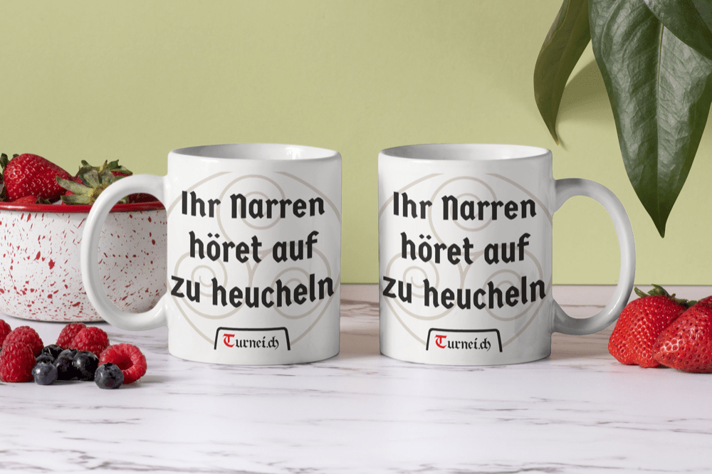 Bedruckte Porzellan Tasse – Ihr Narren höret auf zu heucheln Turnei.ch