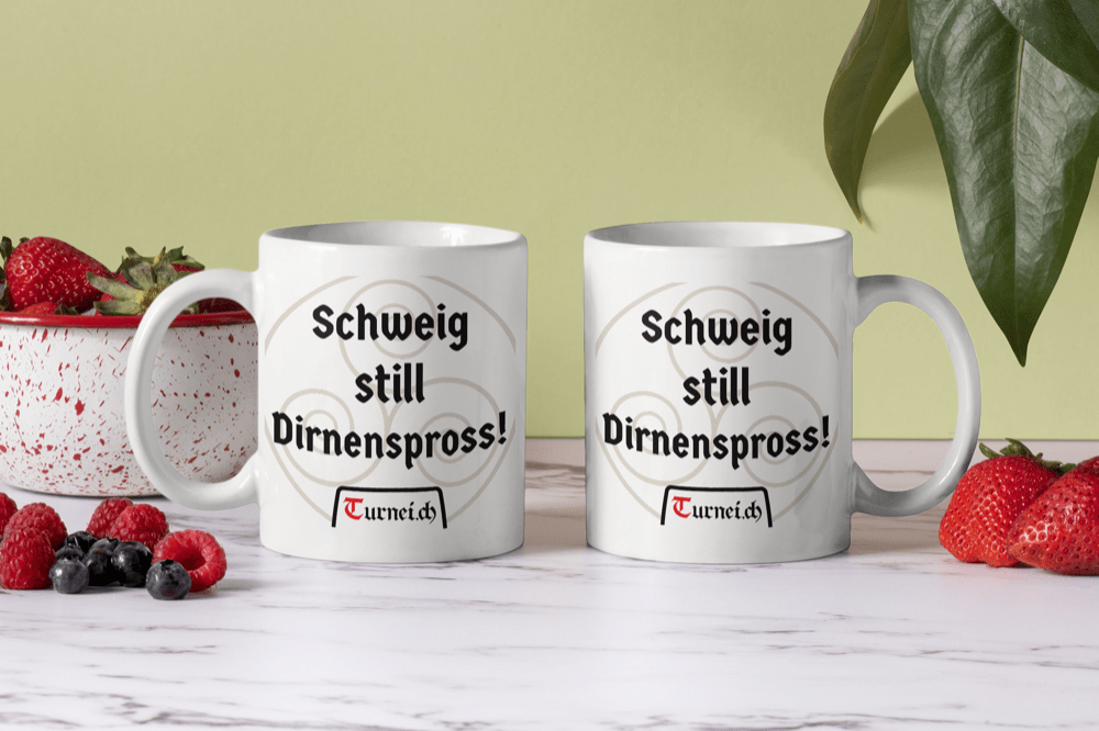 Bedruckte Porzellan Tasse – Schweig still, Dirnenspross! Turnei.ch